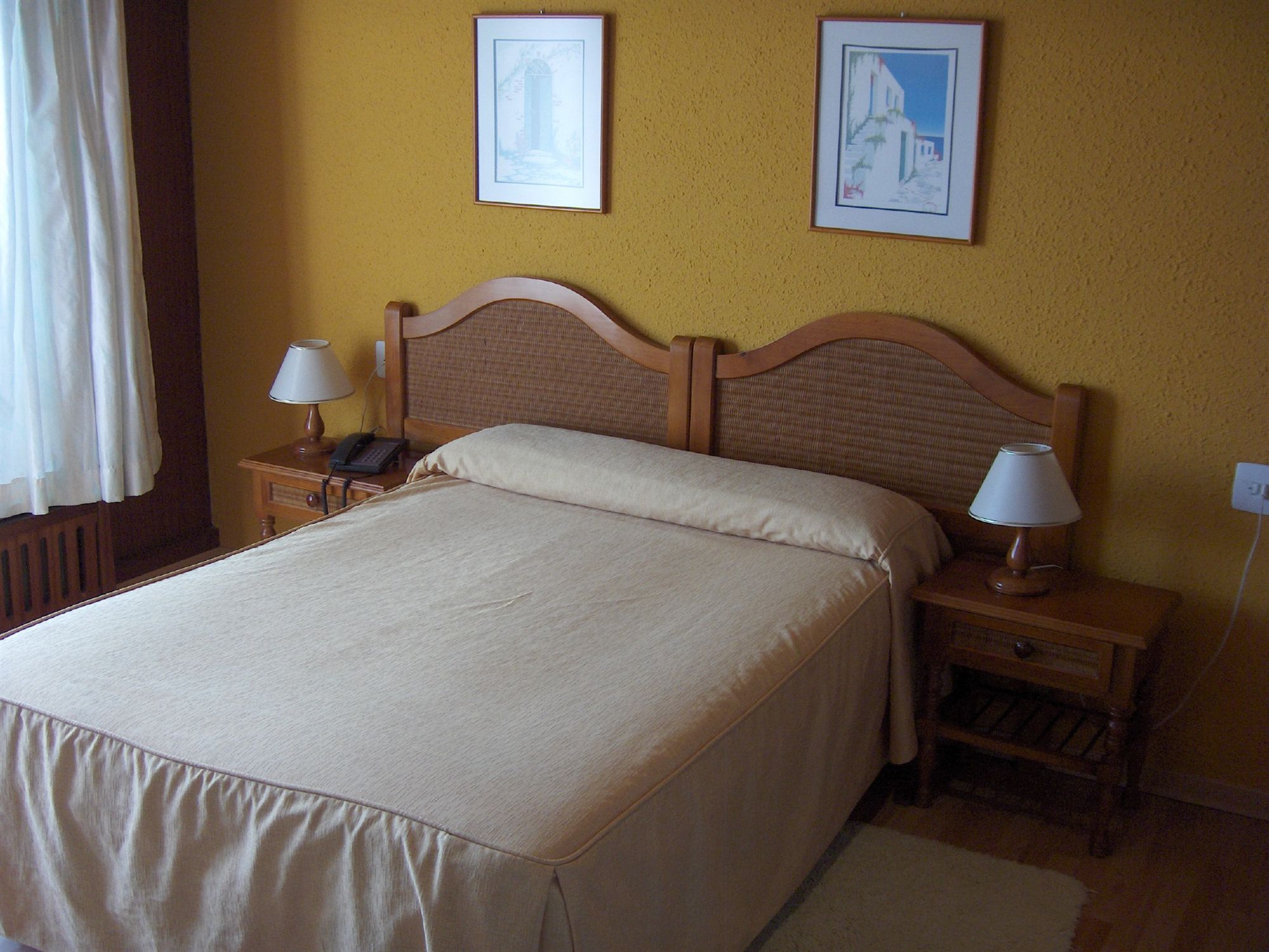 Hotel Sarga Cabanas Exterior photo
